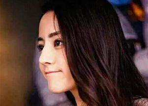 娱乐吃瓜君吴磊迪丽热巴,揭秘明星幕后故事