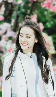 娱乐吃瓜君吴磊迪丽热巴,揭秘明星幕后故事